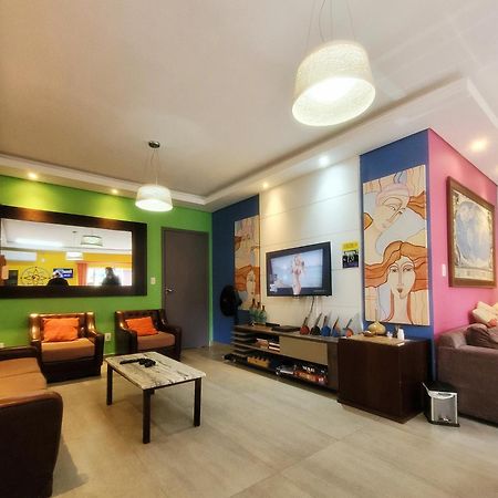 Bonabrigo Hostel & Suites Balneário Camboriú エクステリア 写真