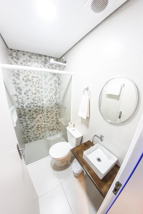 Bonabrigo Hostel & Suites Balneário Camboriú エクステリア 写真