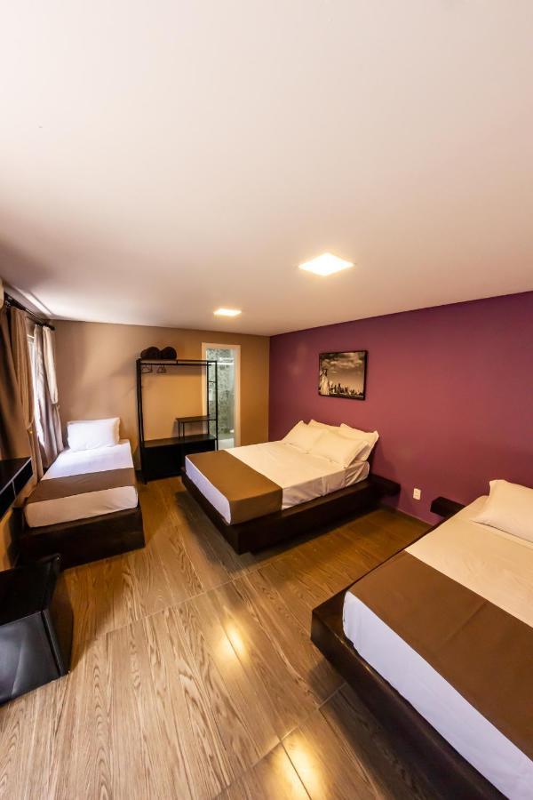 Bonabrigo Hostel & Suites Balneário Camboriú エクステリア 写真