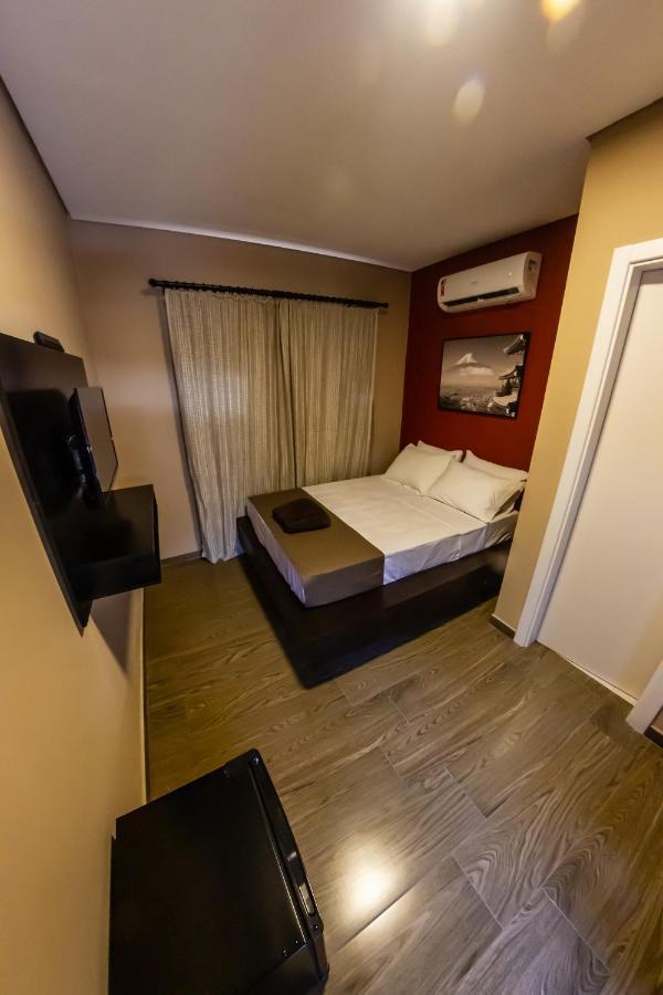 Bonabrigo Hostel & Suites Balneário Camboriú エクステリア 写真
