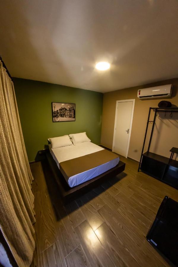 Bonabrigo Hostel & Suites Balneário Camboriú エクステリア 写真