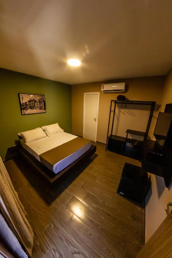Bonabrigo Hostel & Suites Balneário Camboriú エクステリア 写真