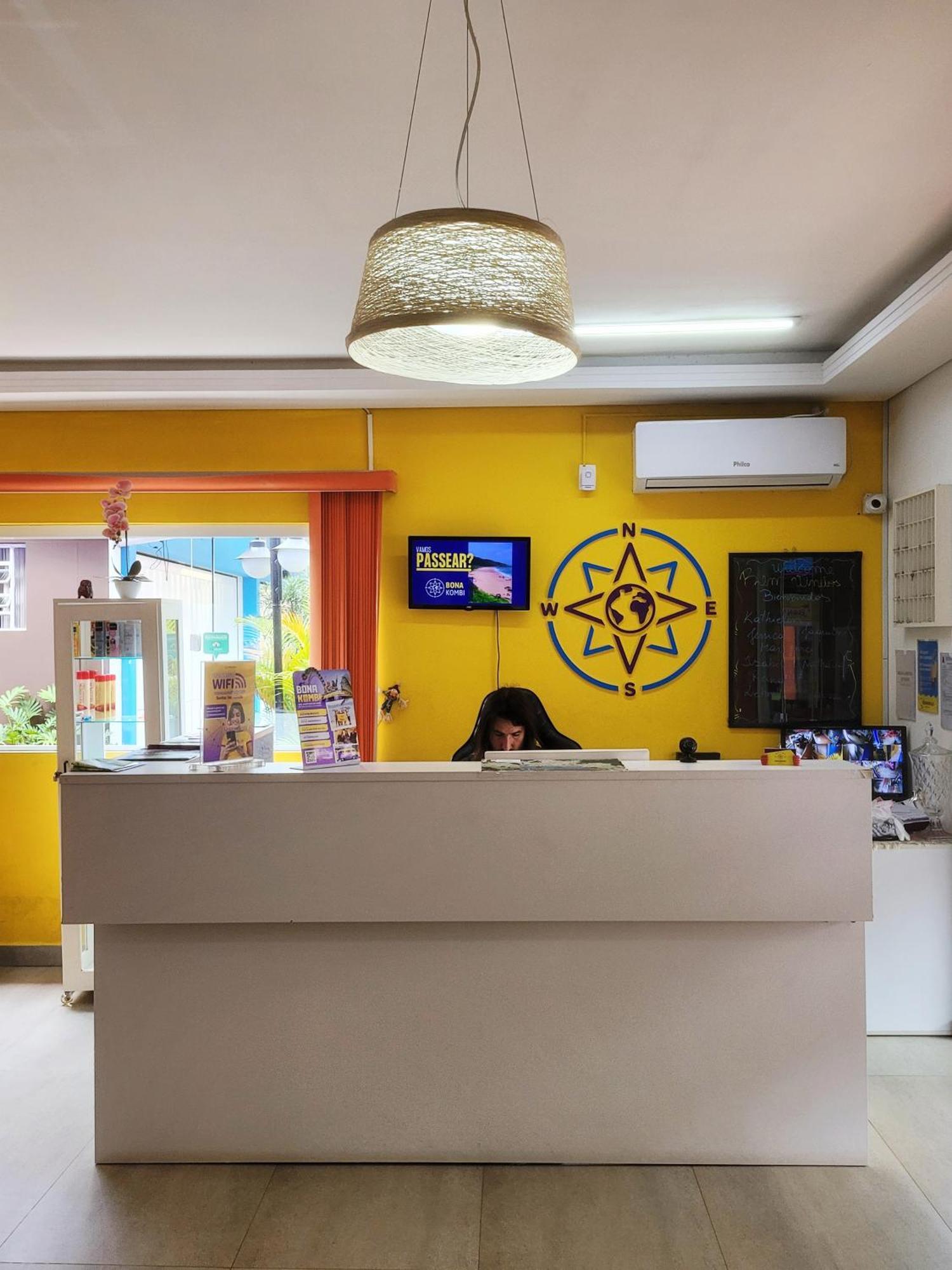 Bonabrigo Hostel & Suites Balneário Camboriú エクステリア 写真