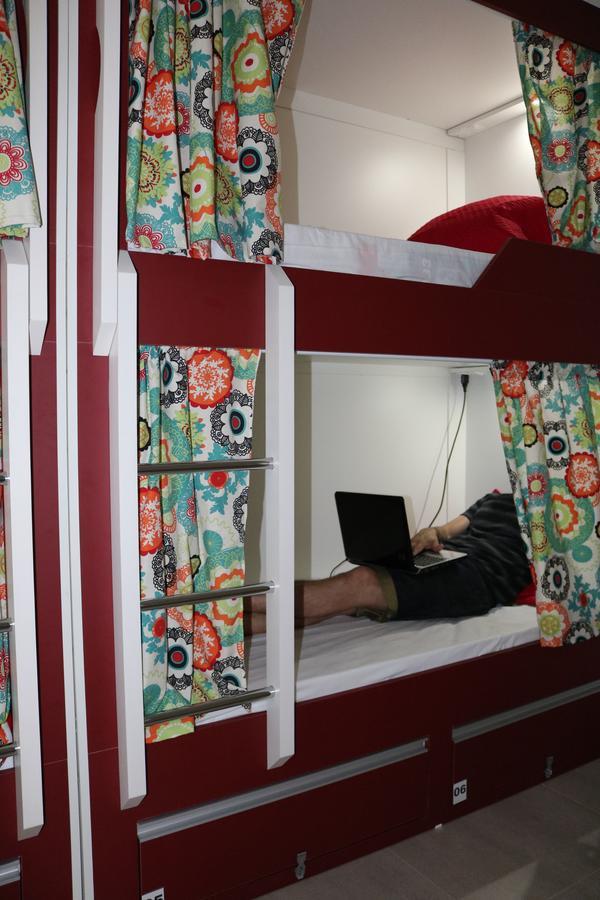 Bonabrigo Hostel & Suites Balneário Camboriú エクステリア 写真