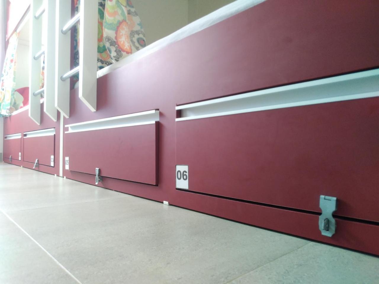 Bonabrigo Hostel & Suites Balneário Camboriú エクステリア 写真