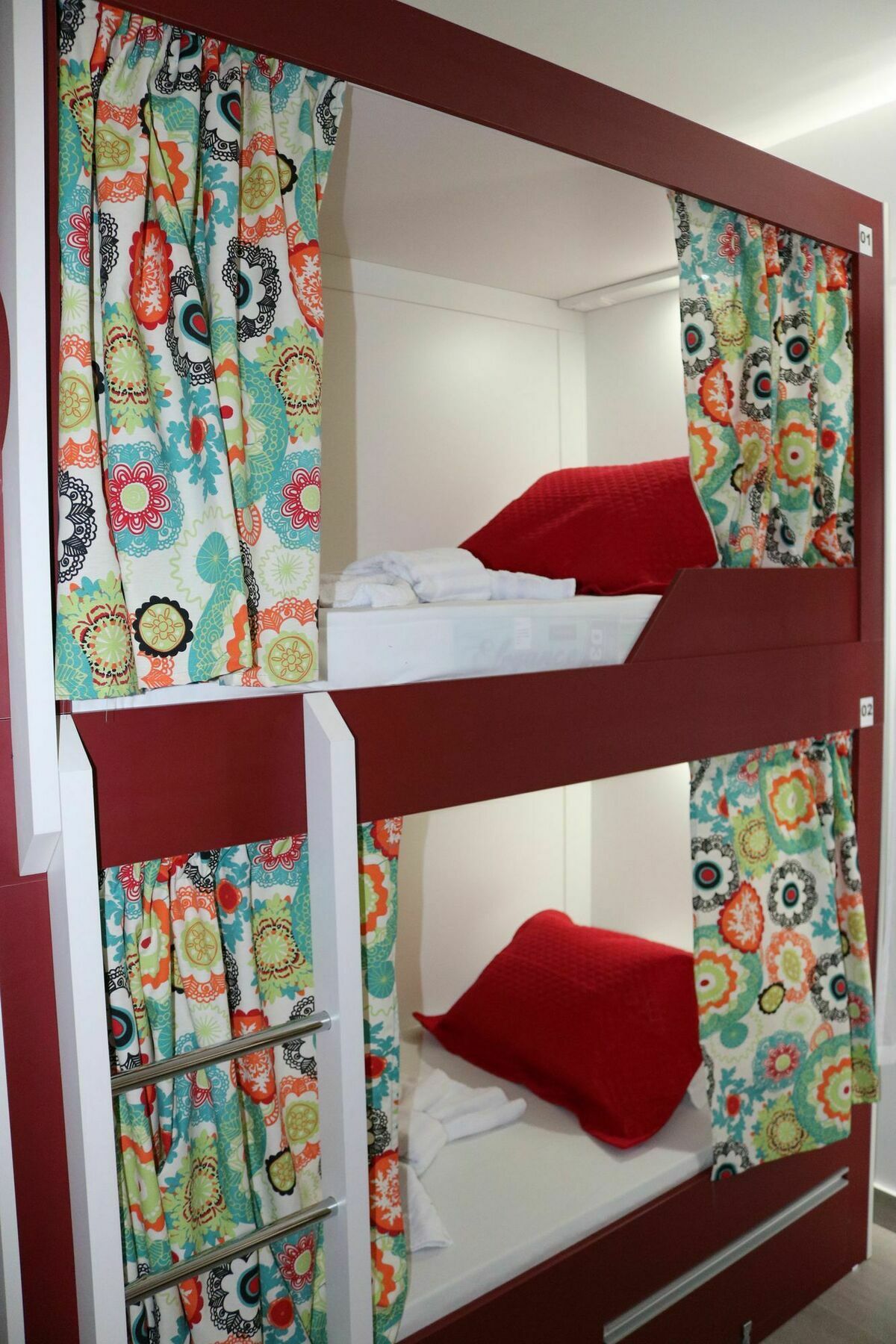 Bonabrigo Hostel & Suites Balneário Camboriú エクステリア 写真
