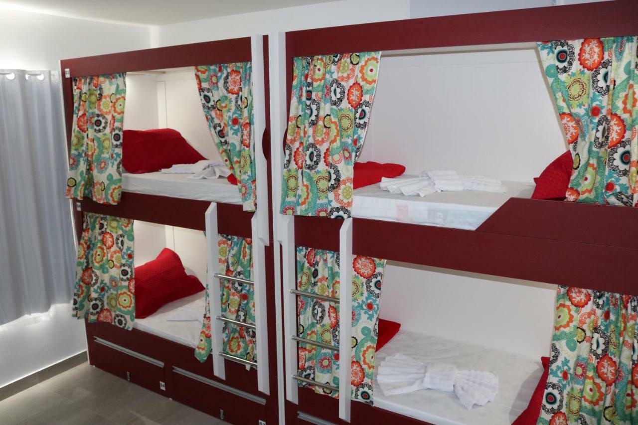 Bonabrigo Hostel & Suites Balneário Camboriú エクステリア 写真